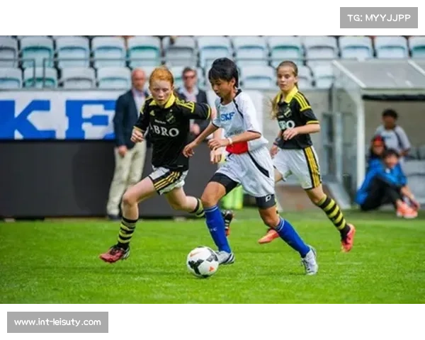 德国足球 grassroots 项目年度报告显示，女足青少年注册人数创新高